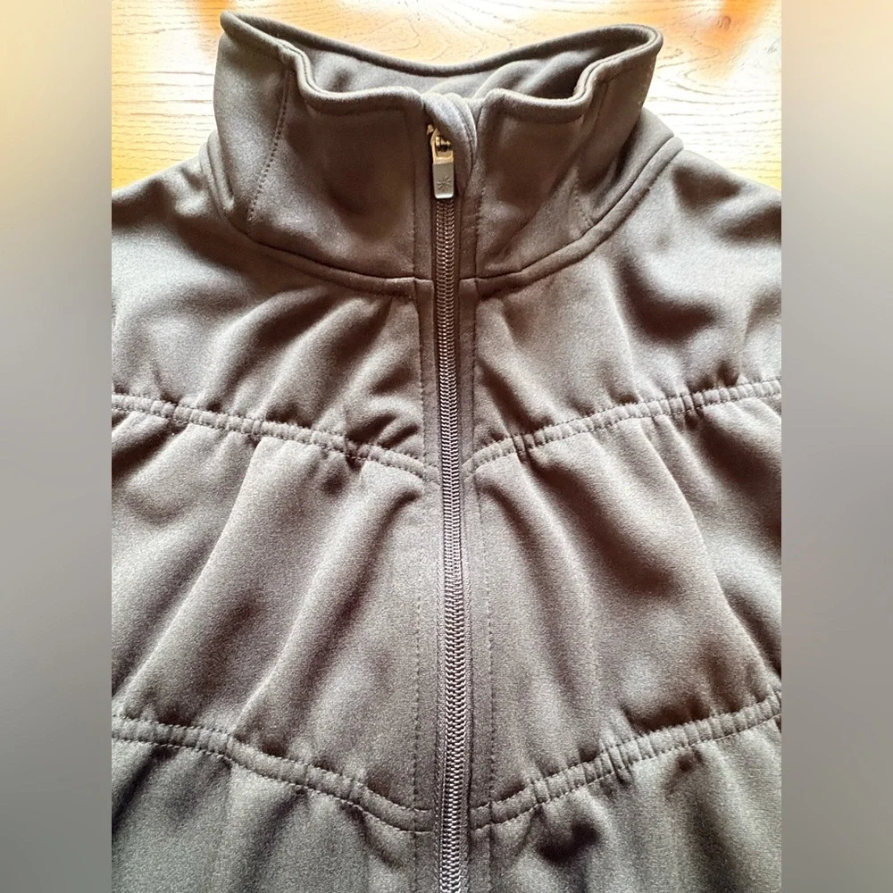 Athleta Black vest- women’s XL - Picture 6 of 15